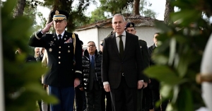 O Θ. Δαβάκης στην εκδήλωση για την 70η Επέτειο από την Ίδρυση της Σχολής Αλεξιπτωτιστών