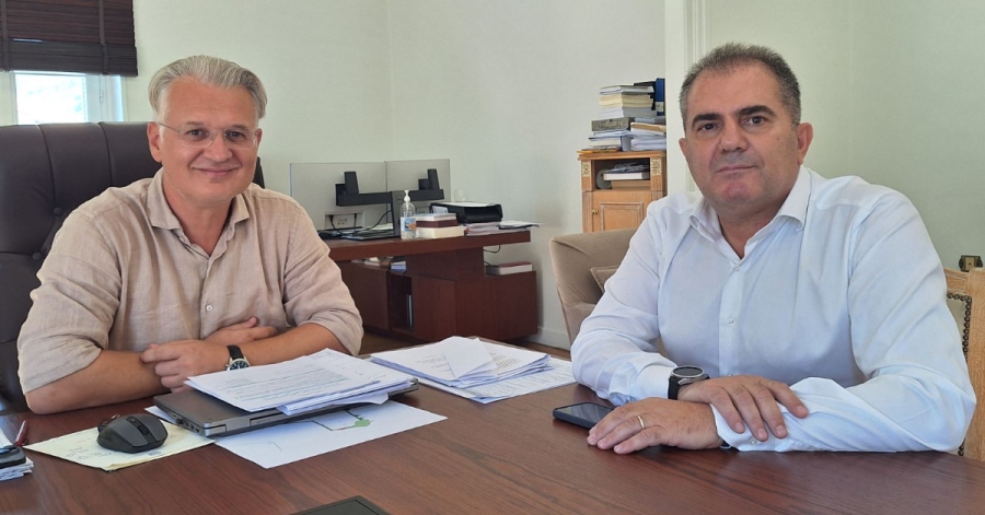 Συνάντηση εργασίας του Περιφερειάρχη Δημήτρη Πτωχού με τον Δήμαρχο Καλαμάτας Θανάση Βασιλόπουλο