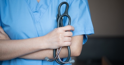 Σημαντική ενίσχυση κρίσιμων ειδικοτήτων του ΕΣΥ με το νέο οικονομικό κίνητρο