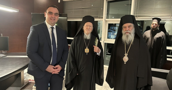 Ιστορική Επίσκεψη του Οικουμενικού Πατριάρχη κ.κ. Βαρθολομαίου στο Διοικητήριο της Π.Ε. Λακωνίας