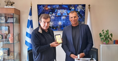 Συνάντηση του Δημάρχου Σπάρτης Μ. Βακαλόπουλου με τον Υπουργό Προστασίας του Πολίτη, Μ. Χρυσοχοϊδη (βίντεο)