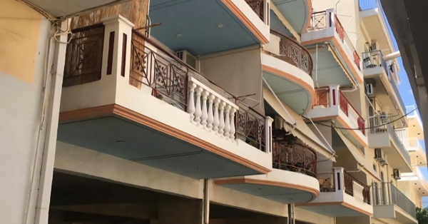 Προφυλακίστηκε ο 36χρονος Ρουμάνος για τον θάνατο της 40χρονης από Σπάρτη που εντοπίστηκε νεκρή σε ταράτσα πολυκατοικίας στην Καλαμάτα